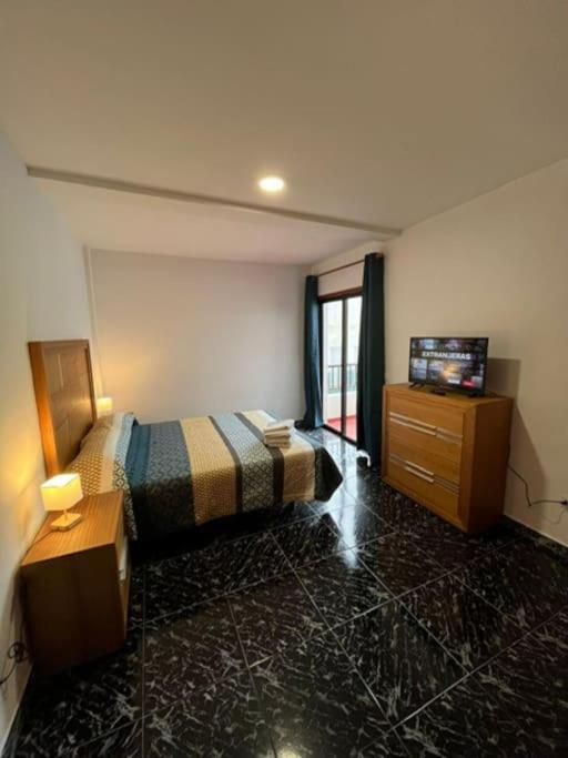 3 Dormitorios. Terraza. Bus Stop Los Realejos Ngoại thất bức ảnh
