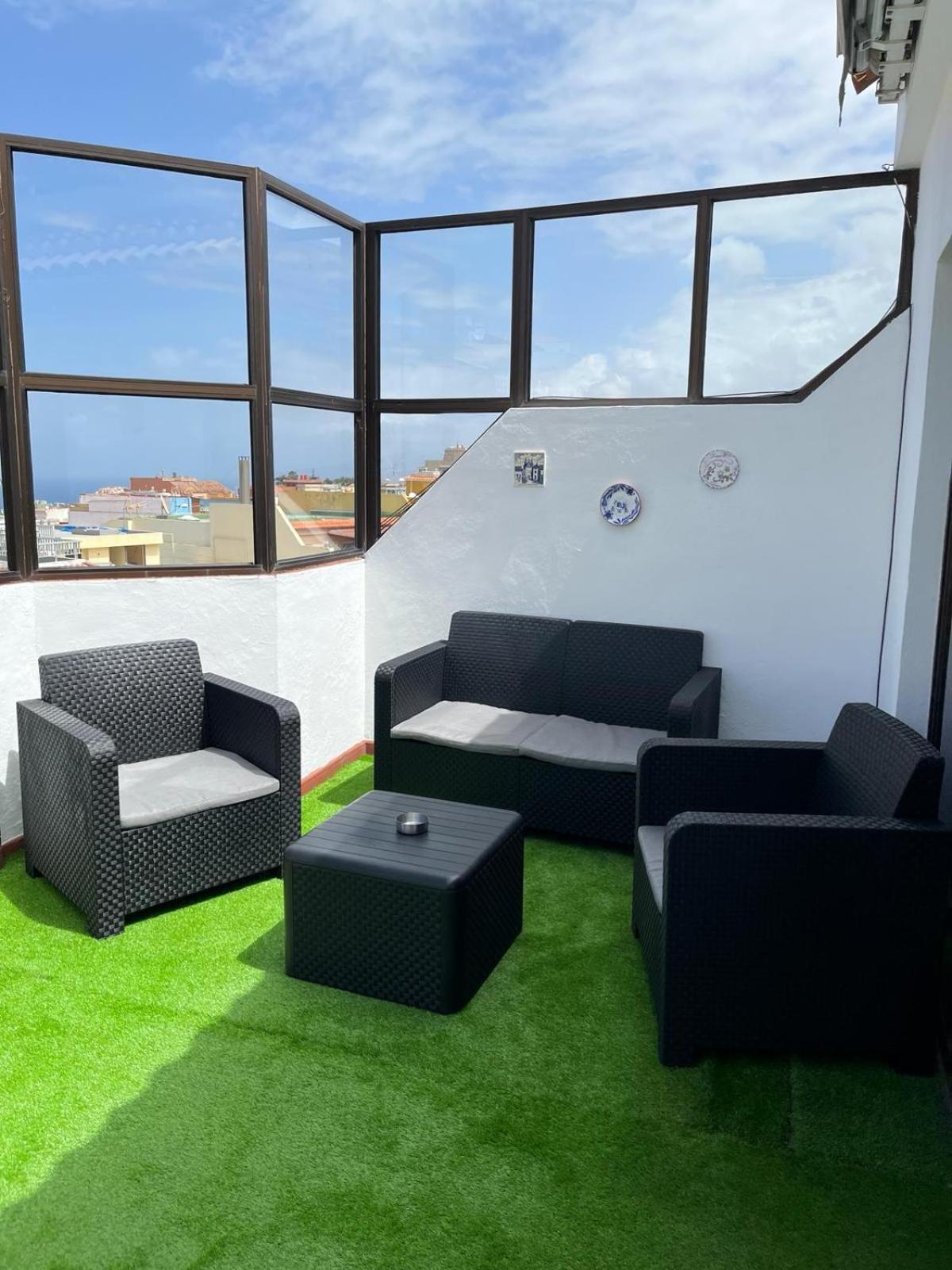 3 Dormitorios. Terraza. Bus Stop Los Realejos Ngoại thất bức ảnh