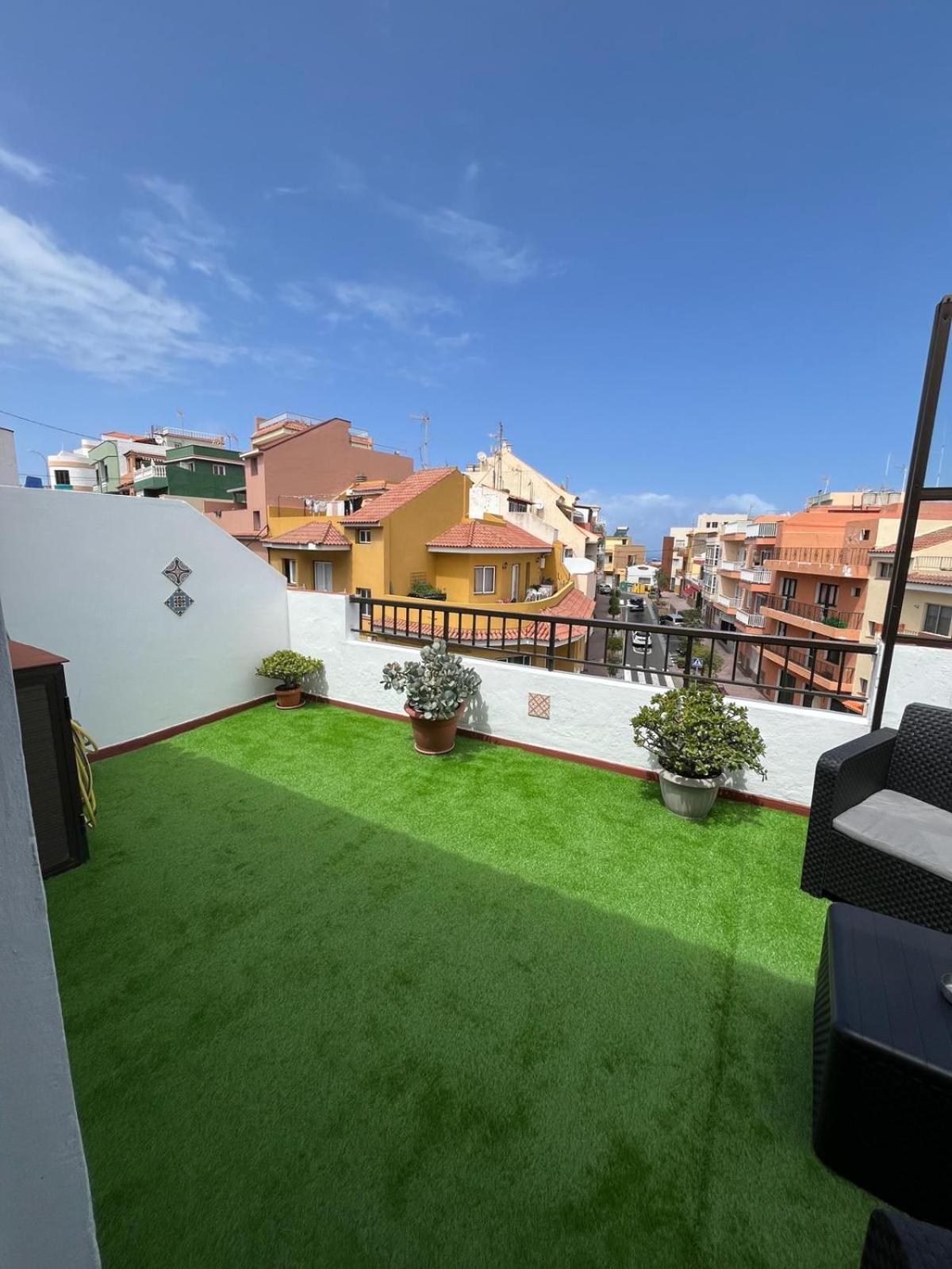3 Dormitorios. Terraza. Bus Stop Los Realejos Ngoại thất bức ảnh